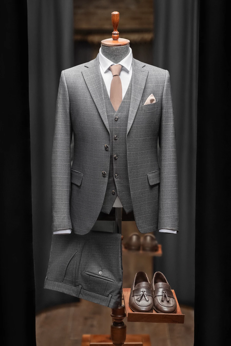 Костюм тройка Луис Даидон